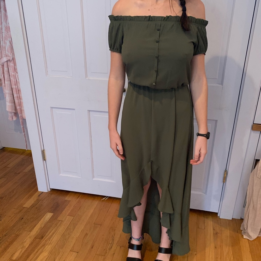 Olive green off the shoulder dress - Picture 1 of 3